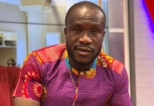 Akabenezer gifts his car to his friend of 20 years
