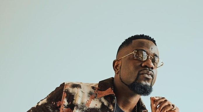 I want real estate on the countryside; Axim, Aburi; Accra’s ‘too polluted’ – Sarkodie