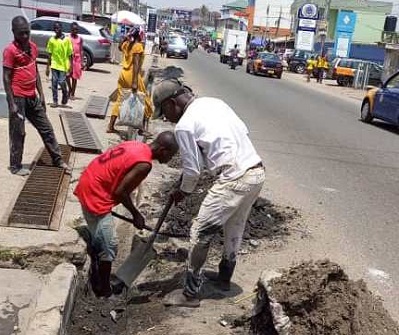 Ayawaso Central Municipal Assembly intensifies Operation Clean Your Frontage campaign